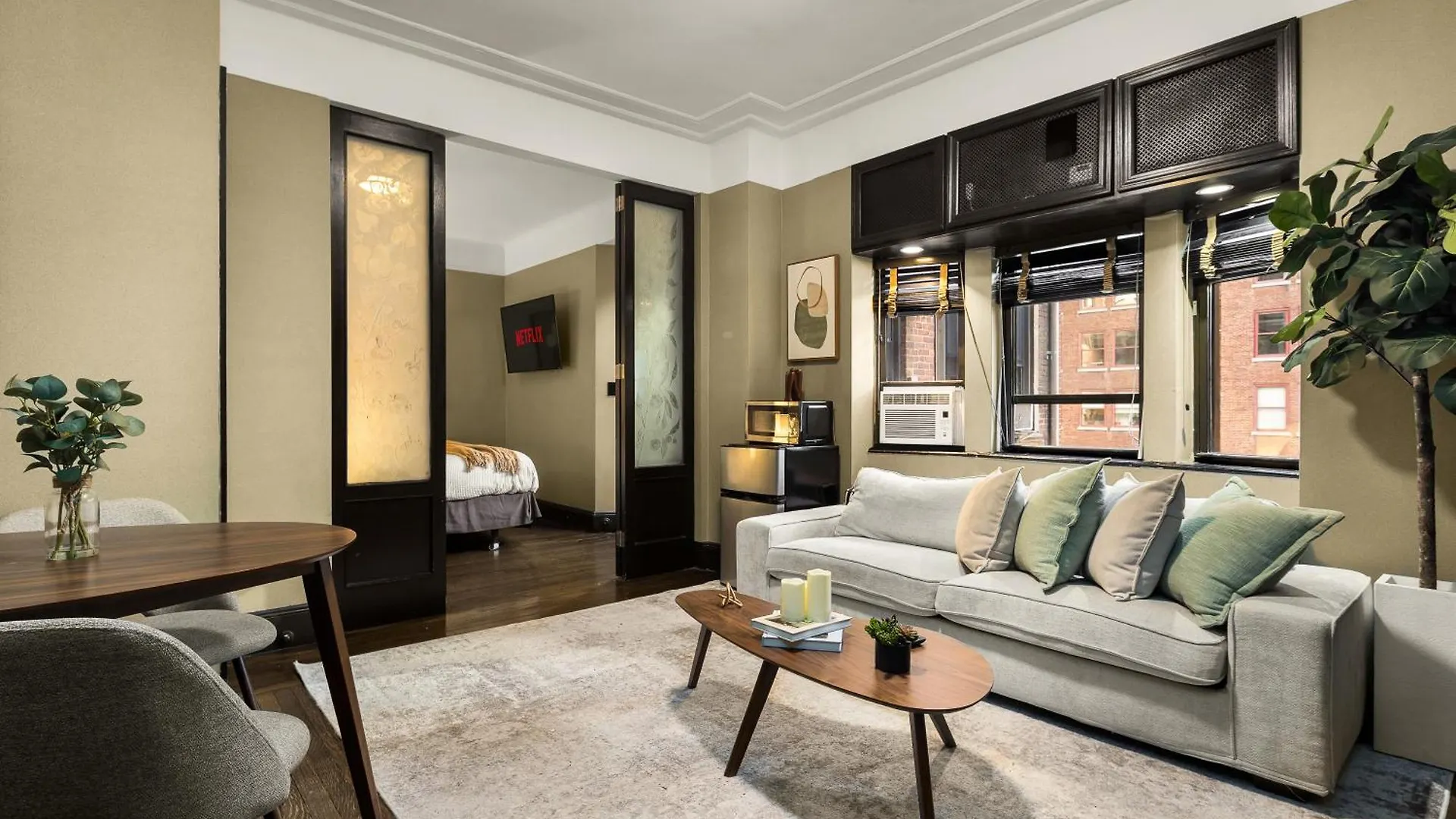 Heart Of Ny, Steps Away From All Attractions New York Apartment