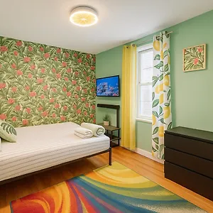 Apartment Tropical Style Room, New York